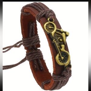 New. Handmade Brown Leather Harley bracelet
